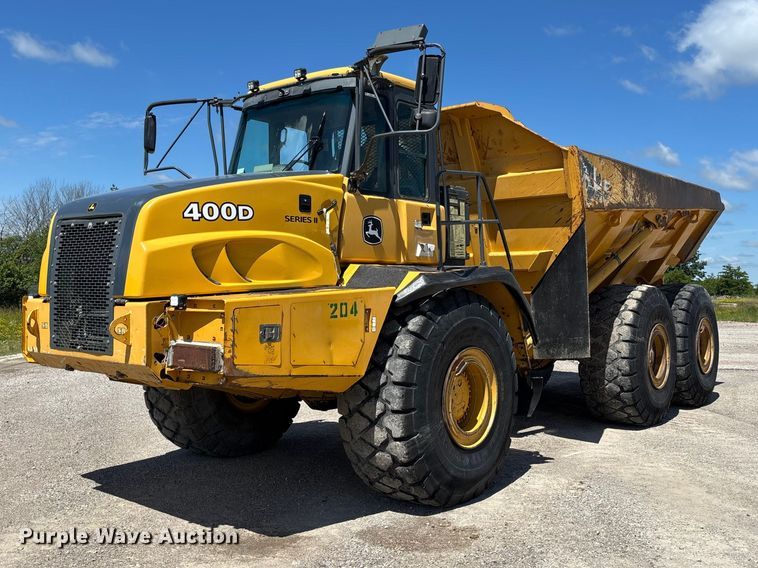 2011 John Deere 400D articulated haul truck - FC1683