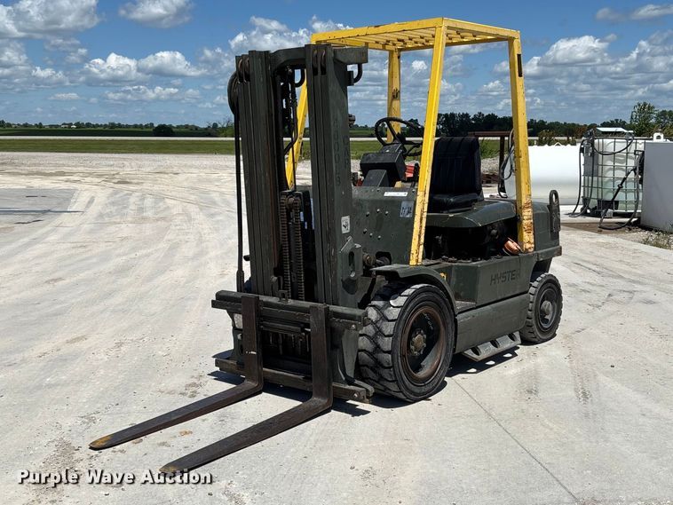 Hyster H40XM forklift - FC1688