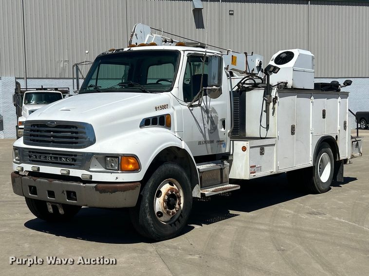 2003 Sterling Acterra crane truck - FC2764