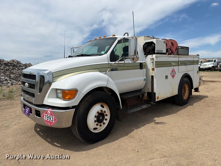 2006 Ford F650 Super Duty utility / service truck - FK0221