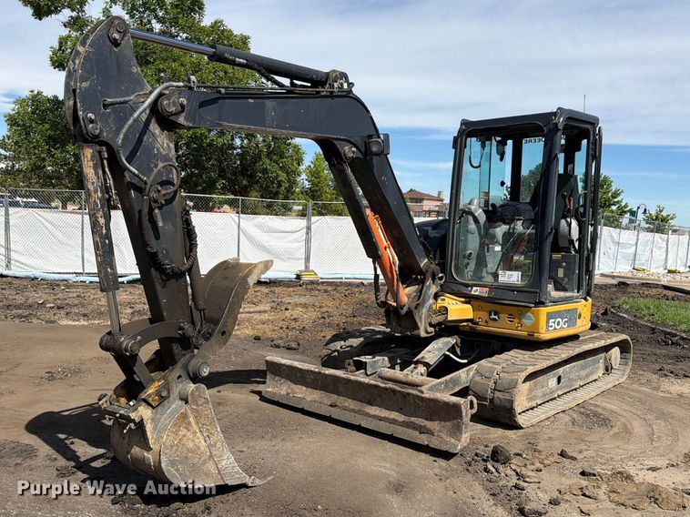 2020 John Deere 50G mini excavator - FM7531
