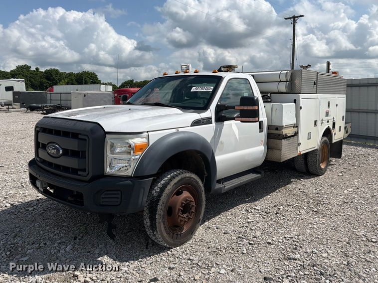 2013 Ford F450 Super Duty bucket truck - YA2691