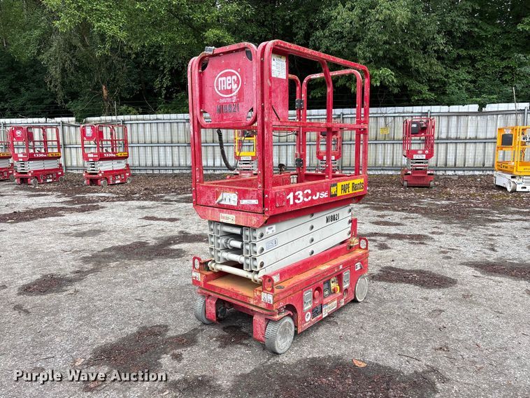 2019 MEC 1330SE scissor lift - YA3471