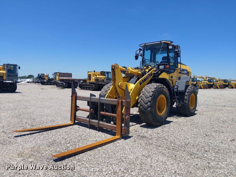 2021 Komatsu WA270-8 wheel loader - YA3585