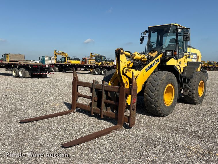 2019 Komatsu WA270 wheel loader - YA3592