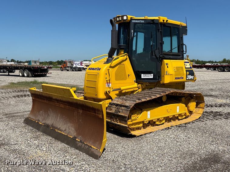 2024 Komatsu D39PX dozer - YA3594