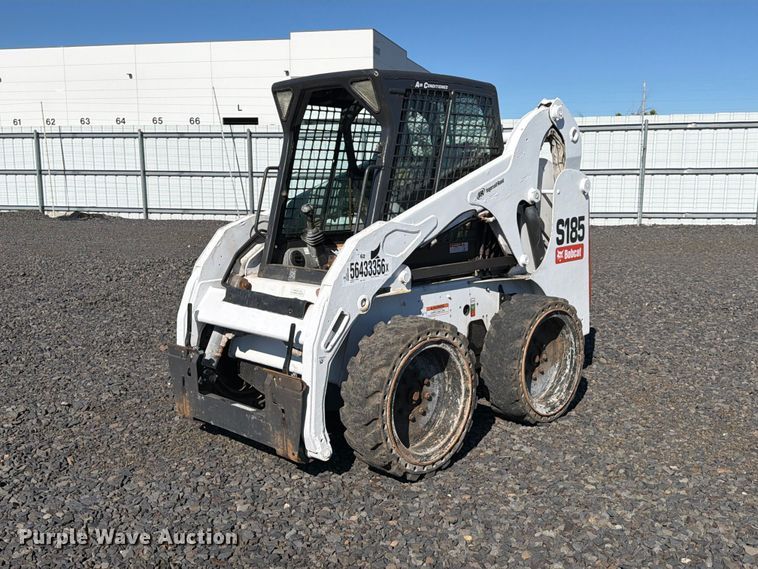 2011 Bobcat S185 skid steer loader - YA3781