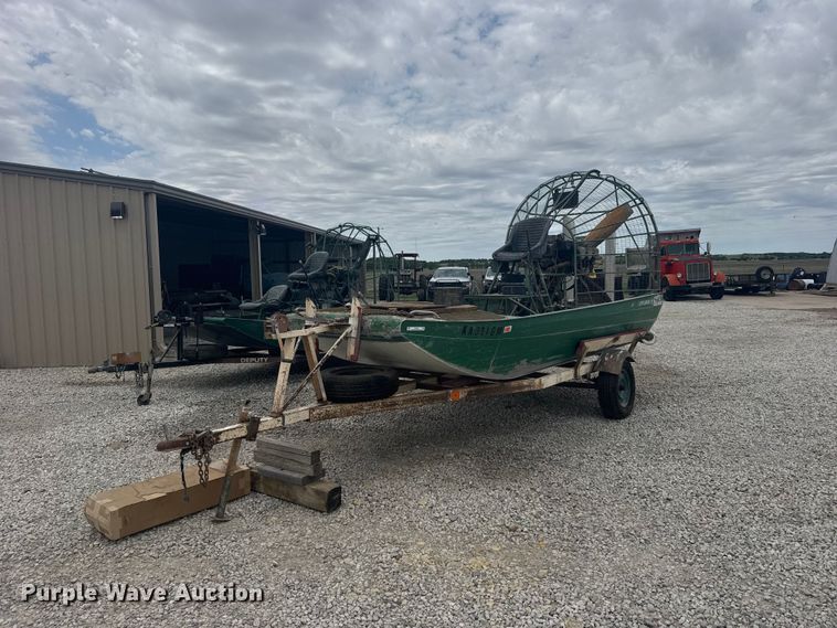 Airgator air boat - DY2967