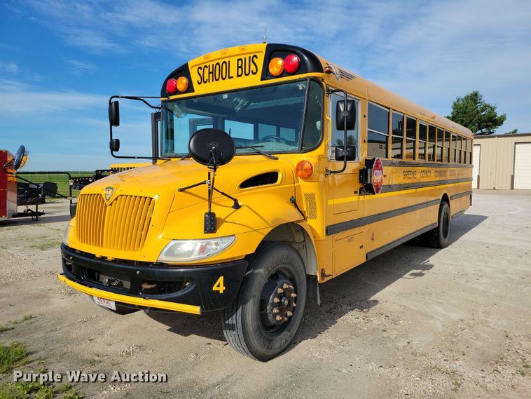 2016 IC PB10500 school bus - DZ7345