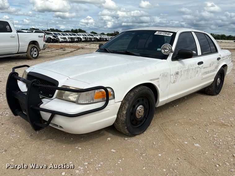 2010 Ford Crown Victoria Police Interceptor  - EA6971