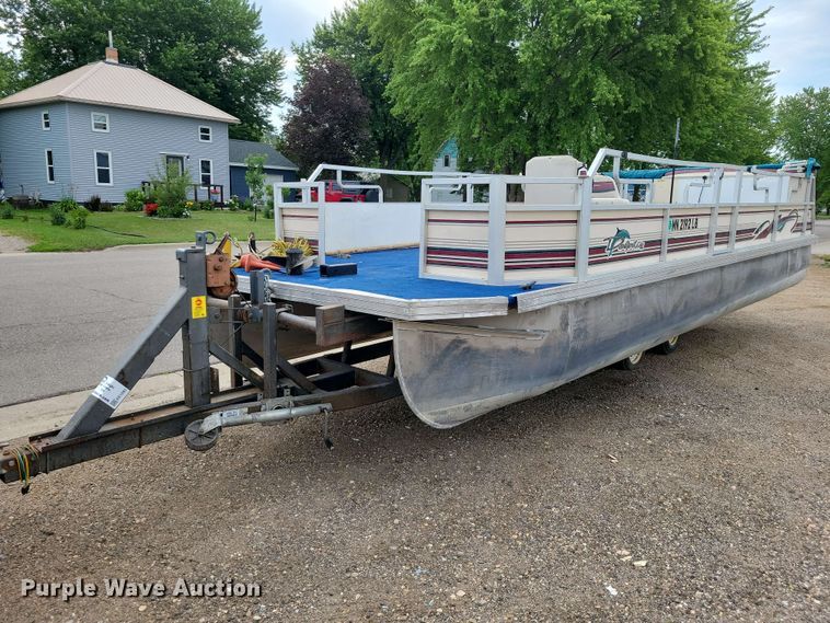 1999 JC MFG inc. Neptoon Dolphin 246 pontoon boat - EE1093
