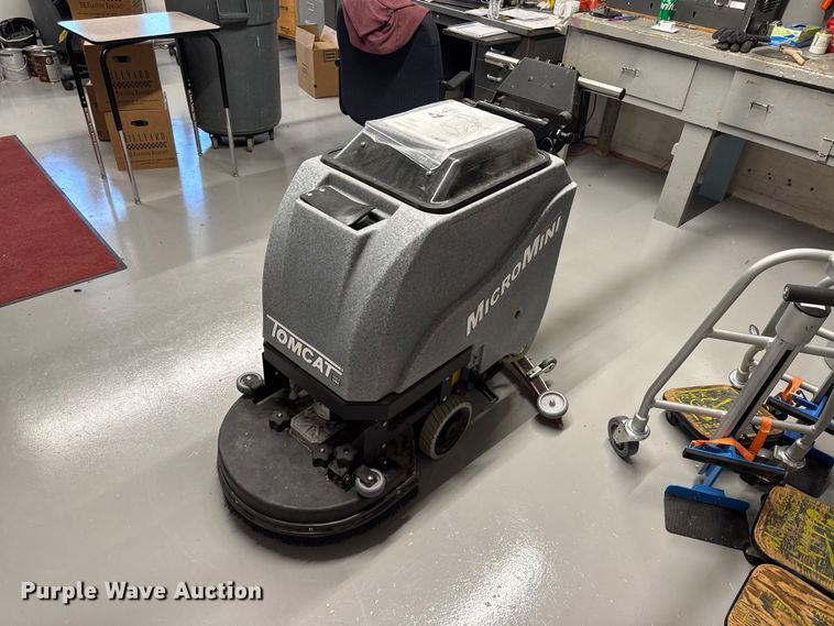 TomCat  MicroMini floor scrubber  - EN0430