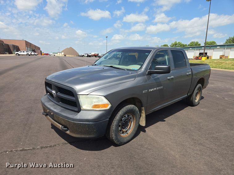 2012 Dodge Ram 1500 Crew Cab pickup truck - ER1787
