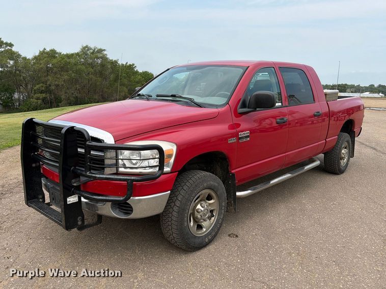 2007 Dodge Ram 2500 Crew Cab pickup truck - ER1813