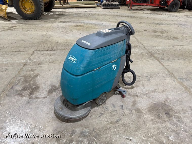 Tennant T3 floor scrubber - ER1817