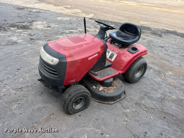 2012 Craftsman LT2000 lawn mower - ET0018