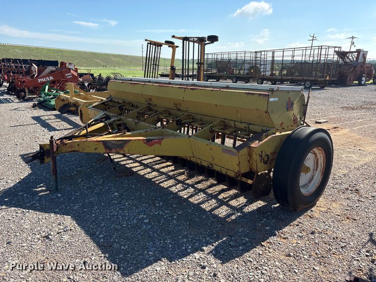International Harvester  510 grain drill - EU5712