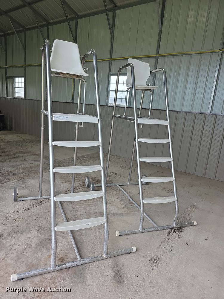 (2) lifeguard chairs - EV2304