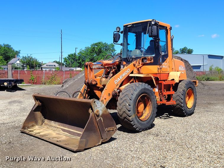 2001 Daewoo Mega 160 wheel loader - EW1033