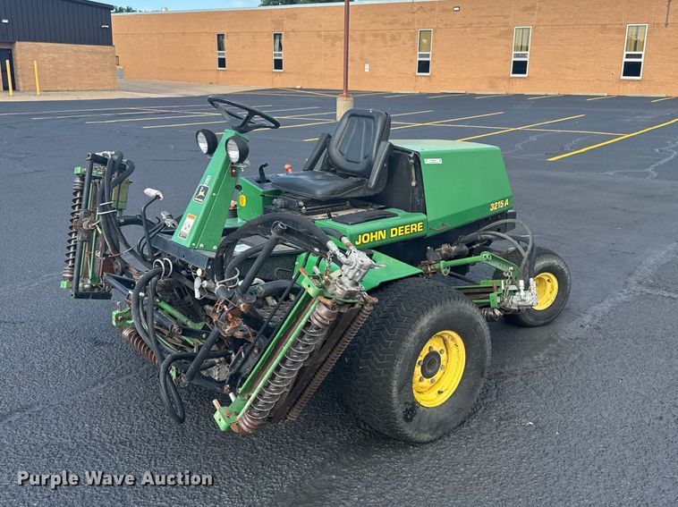 1996 John Deere 3215 A rough fairway mower - EW4922