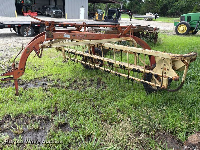 New Holland 256 hay rake - EX2496