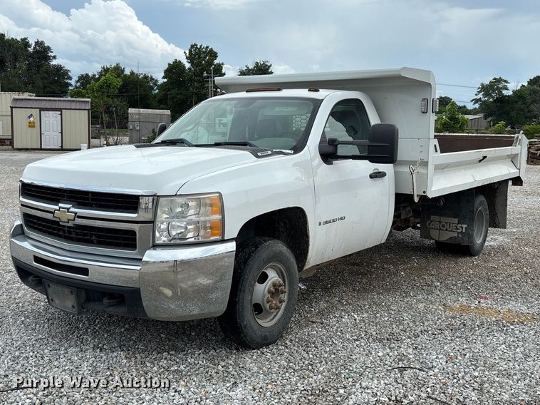 2007 Chevrolet Silverado 3500HD dump bed pickup truck - FC1743
