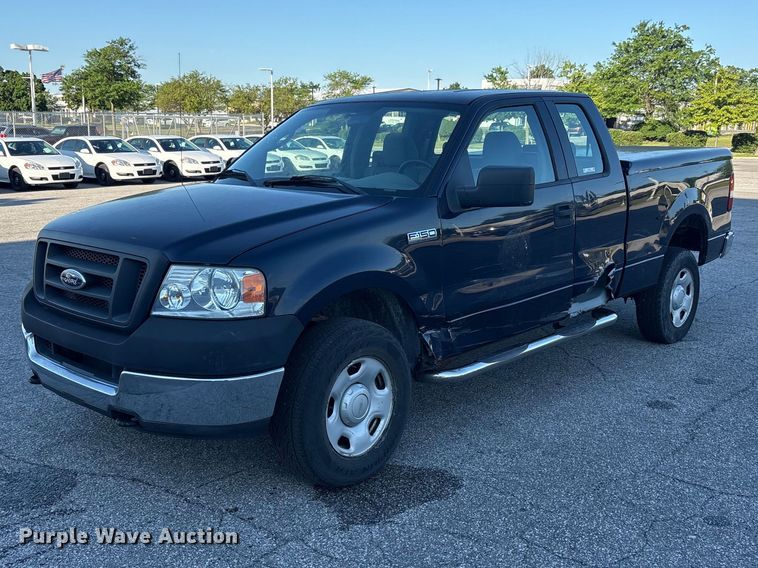 2005 Ford F150 Ext. Cab pickup truck - FC2433