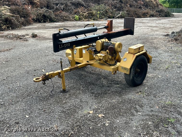 1993 Vermeer LS200 log splitter  - FC2759