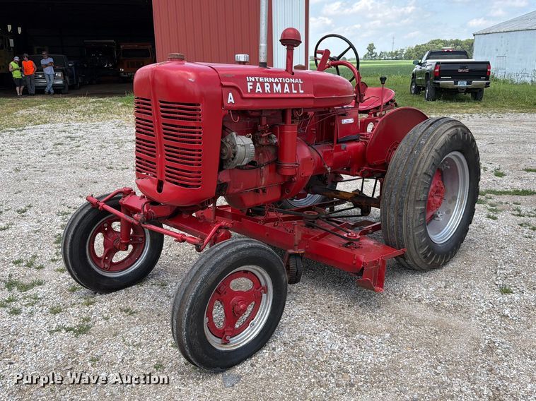 International Harvester A1 tractor - FC3121
