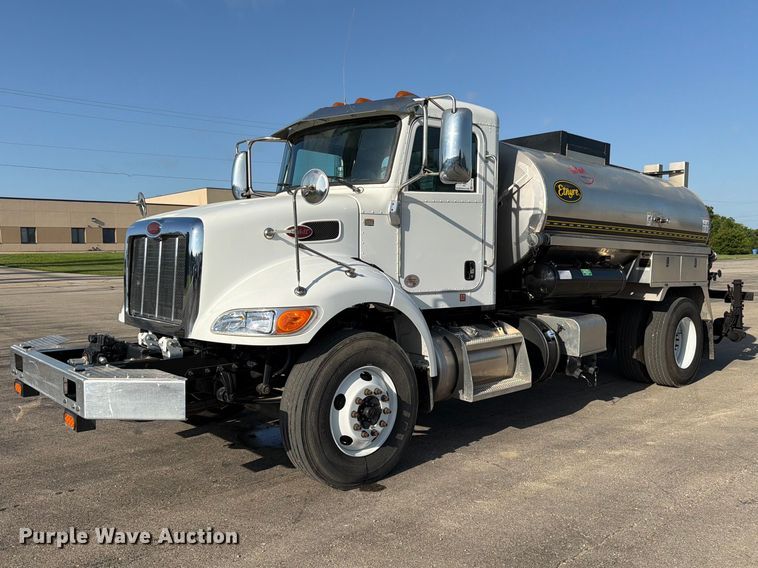 2020 Peterbilt 337 oil distributor truck - FK3105