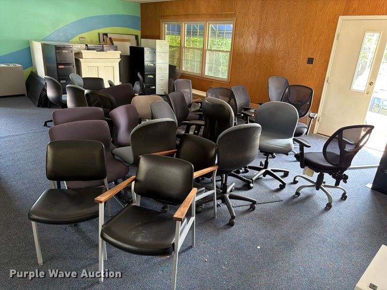 (31) office chairs - FK3129