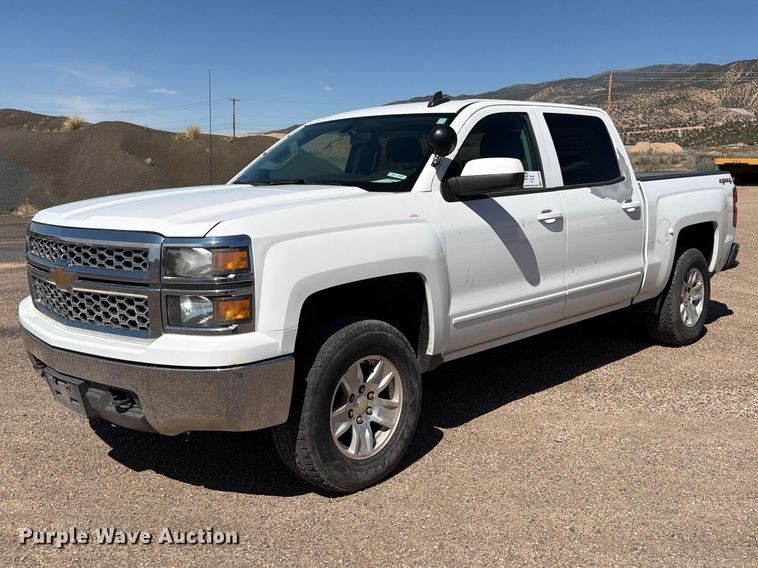 2015 Chevrolet Silverado Crew Cab pickup truck - FK4506