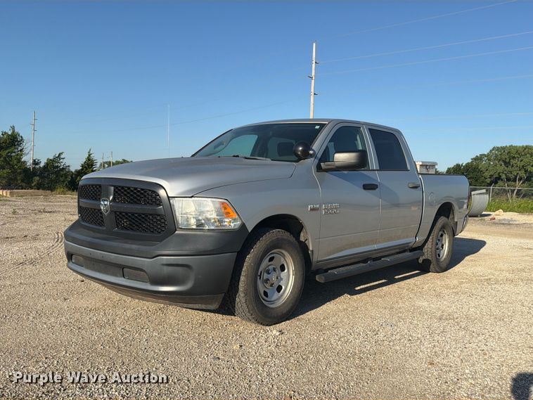2016 RAM 1500 Crew Cab pickup truck - NJ9054