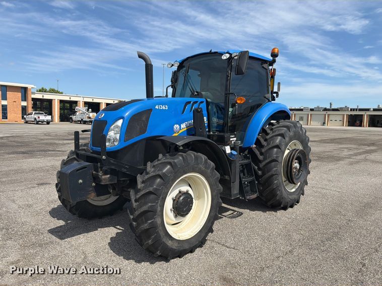 2020 New Holland TS6.110 MFWD tractor - NJ9084