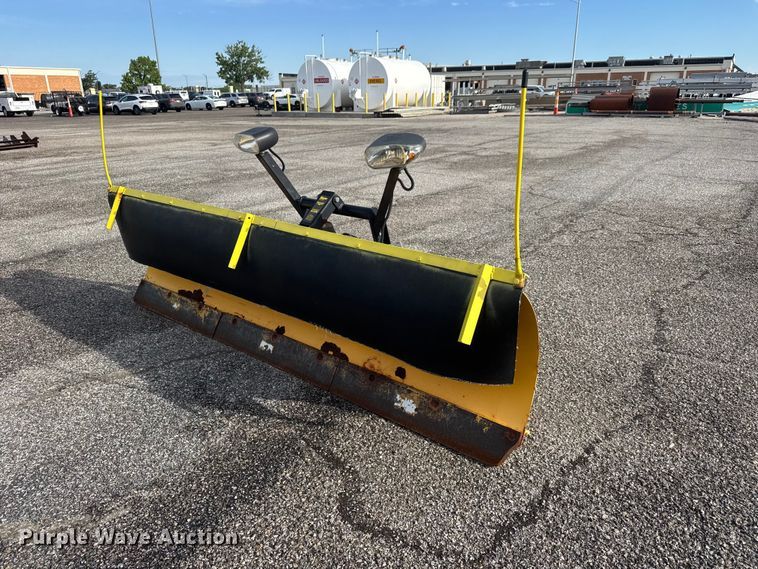 Meyers C-8.5 snow plow - NJ9094
