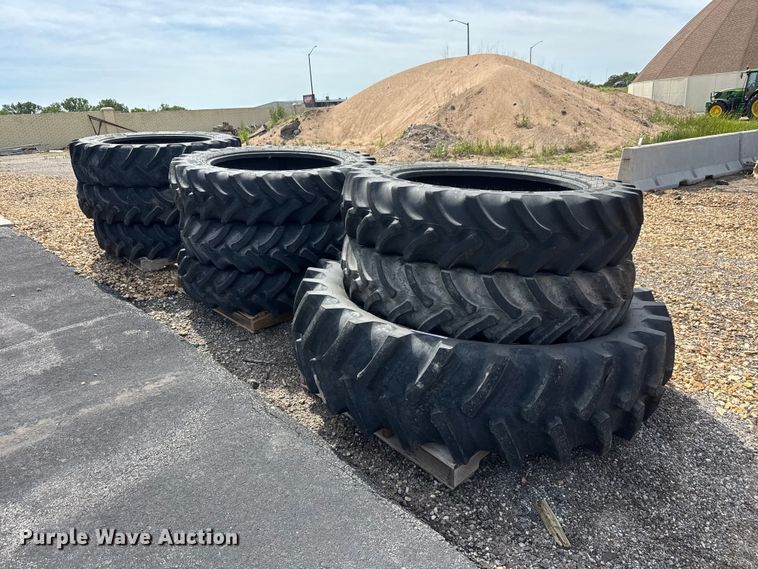 (9) tractor tires - NJ9100