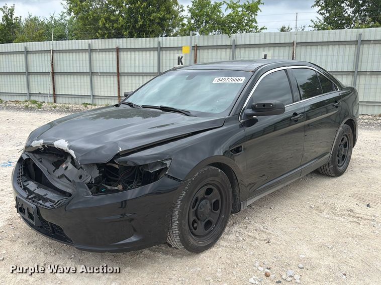 2018 Ford Taurus Police Interceptor  - YA3686