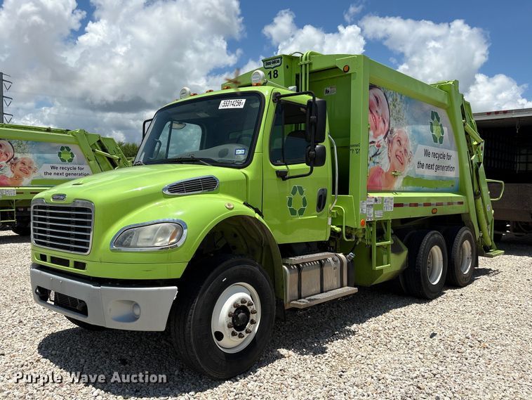 2016 Freightliner M2 refuse truck - YA3699