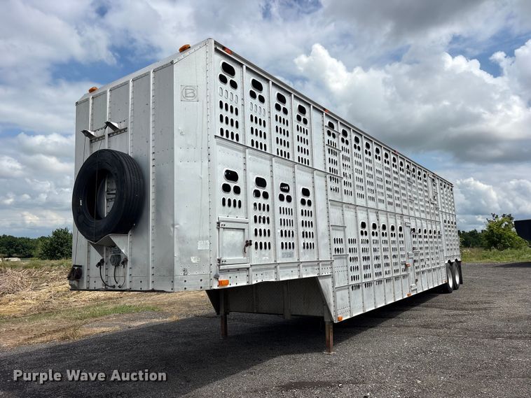 1988 Barrett 88L4537 livestock trailer - ET2231