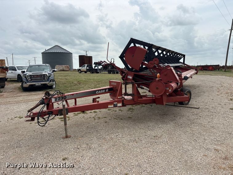 Case 8230 swather / windrower - EU5753