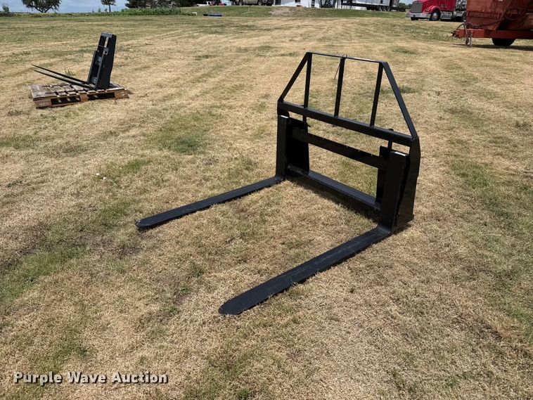 Skid steer forks - FB6851