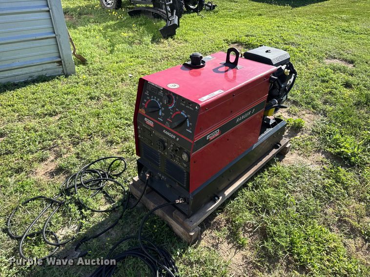 Lincoln Ranger 9 welder - FB6896