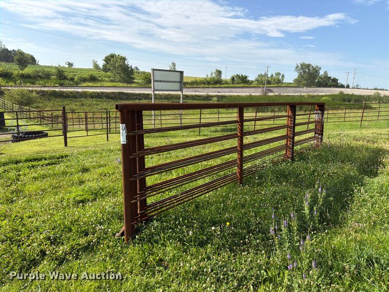 (5) livestock panels - FK3115