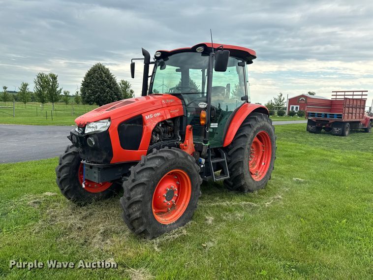 2021 Kubota M5-091 MFWD tractor - YA3957