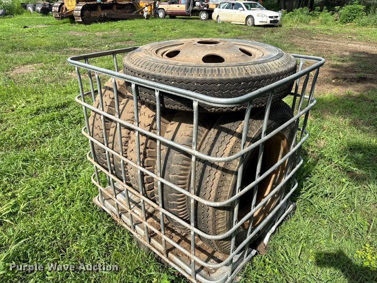 (6) 7.50-20 tires and wheels - EN0355