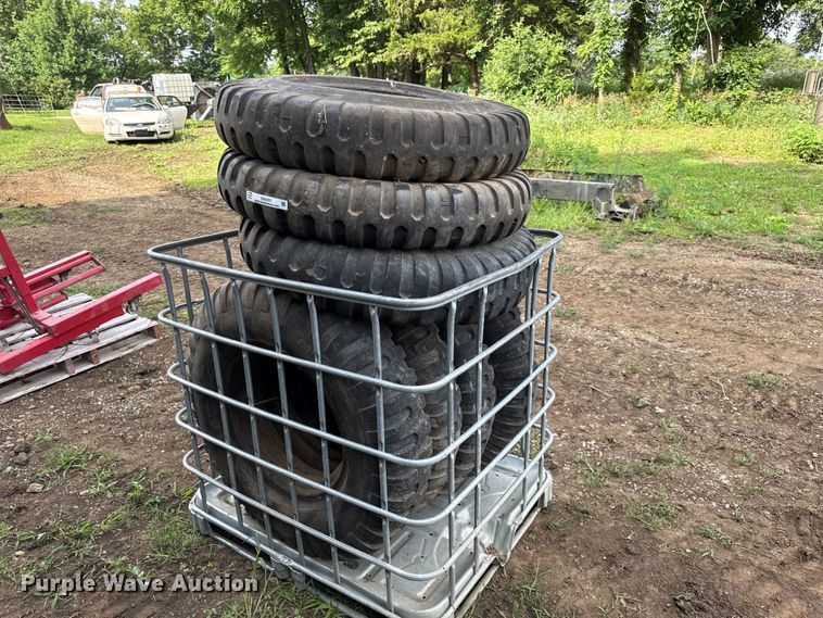 (8) Armstrong 9.00-20 tires - EN0357