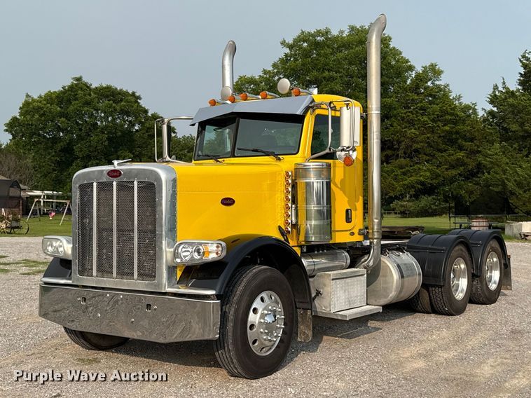 2008 Peterbilt 388 semi truck - ET6391