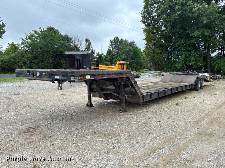 1982 Holden Industries double drop deck equipment trailer - FC1755