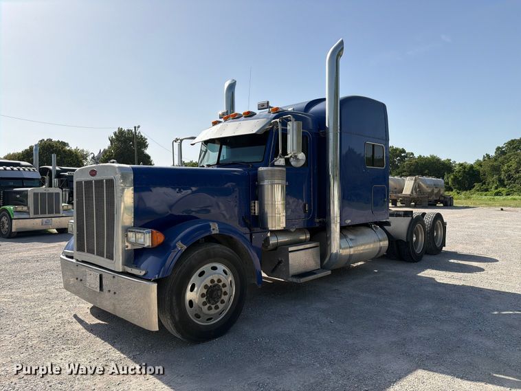 2007 Peterbilt 379 semi truck - FI0264