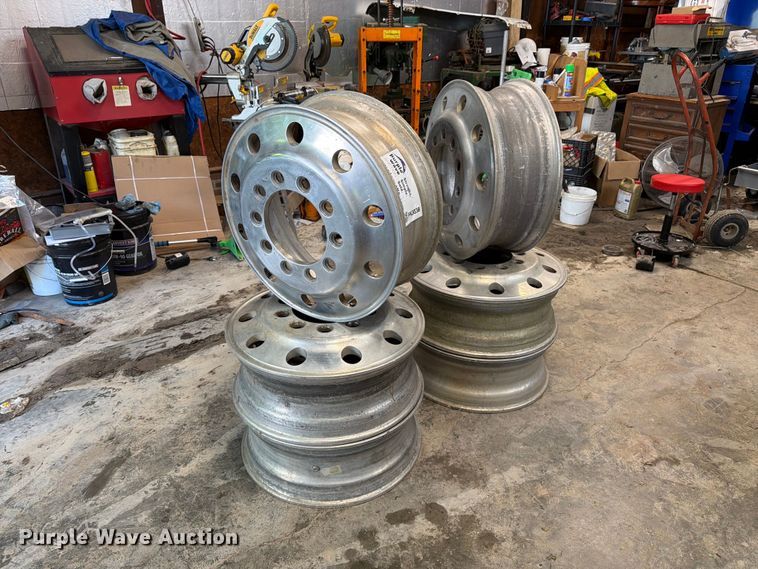 (6) Alcoa 24.5" wheels - FK3038